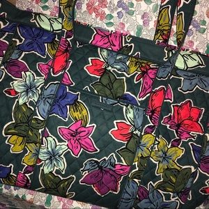 Vera Bradley Get Carries Away Tote Falling Flowers